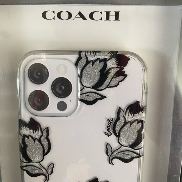COACH IPHONE 12 & 12 PRO phone case -NIB - Picture 3 of 8